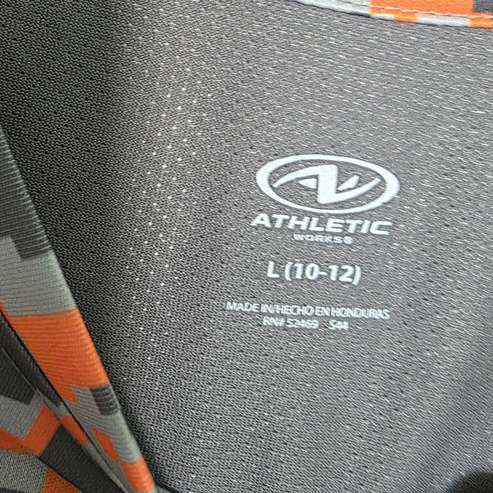 Athletic Works Boys Kids Active T-shirt Driworks Orange Camo Size Large 10-12